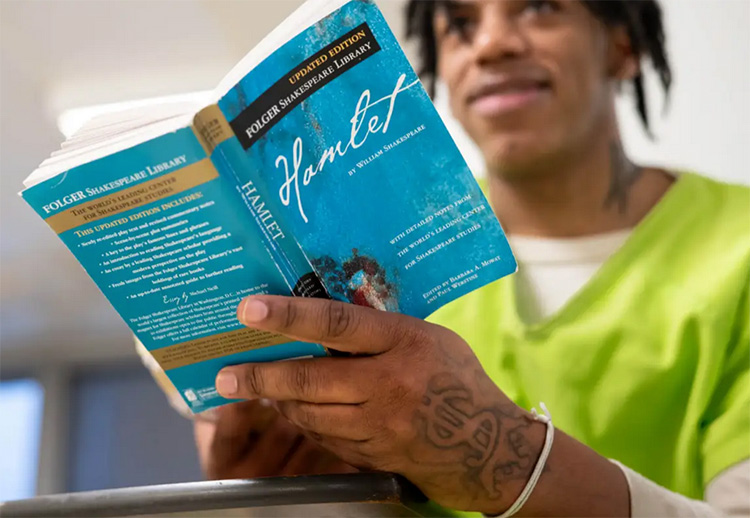 Inside-Out student studying Hamlet